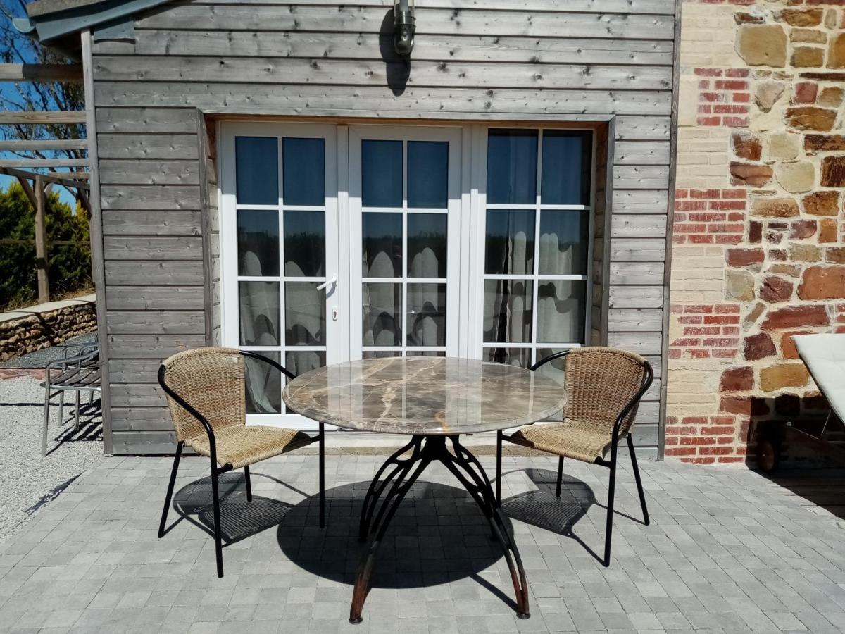 Hotel Galerie, Tumulus De La Hogue Fontenay-le-Marmion Zewnętrze zdjęcie