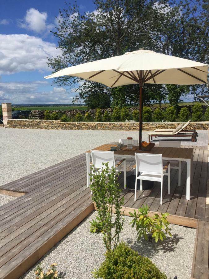 Hotel Galerie, Tumulus De La Hogue Fontenay-le-Marmion Zewnętrze zdjęcie